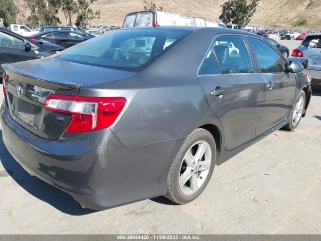 Photo 3 VIN: 4T1BF1FK2CU611064 - TOYOTA CAMRY 