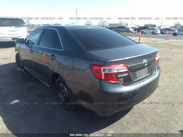 Photo 2 VIN: 4T1BF1FK2DU211815 - TOYOTA CAMRY 