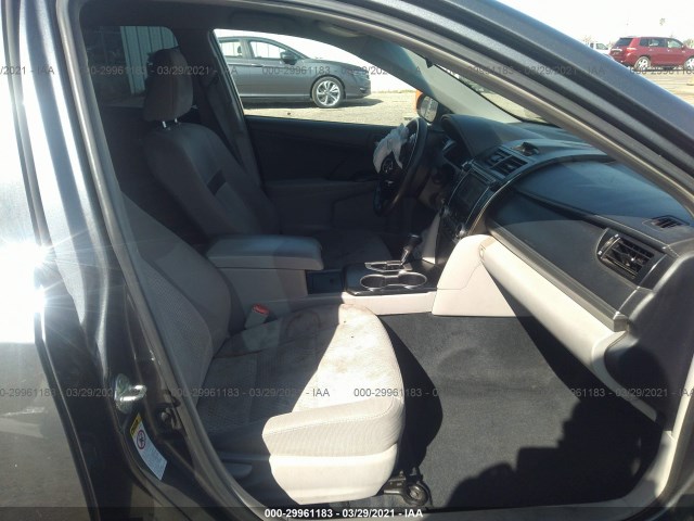 Photo 4 VIN: 4T1BF1FK2DU211815 - TOYOTA CAMRY 