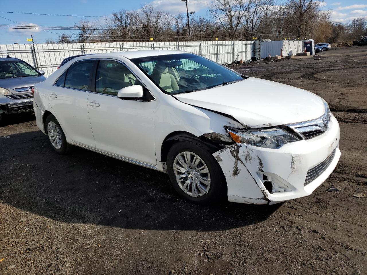 Photo 3 VIN: 4T1BF1FK2DU246600 - TOYOTA CAMRY 