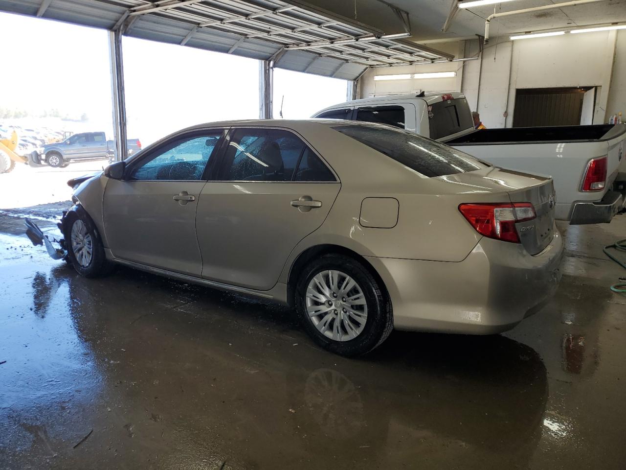 Photo 1 VIN: 4T1BF1FK2DU250758 - TOYOTA CAMRY 