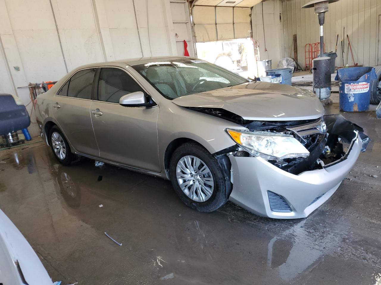 Photo 3 VIN: 4T1BF1FK2DU250758 - TOYOTA CAMRY 