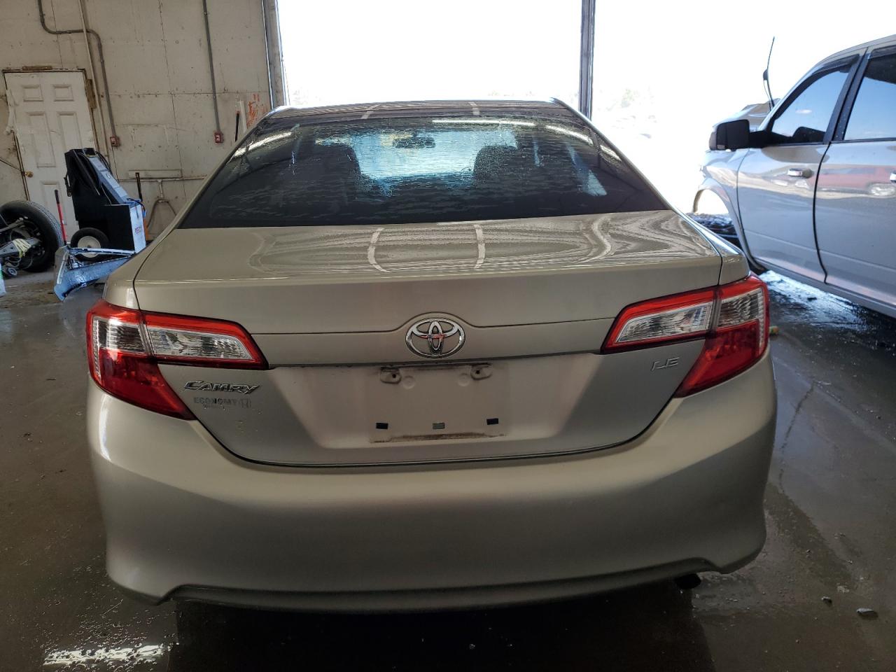 Photo 5 VIN: 4T1BF1FK2DU250758 - TOYOTA CAMRY 