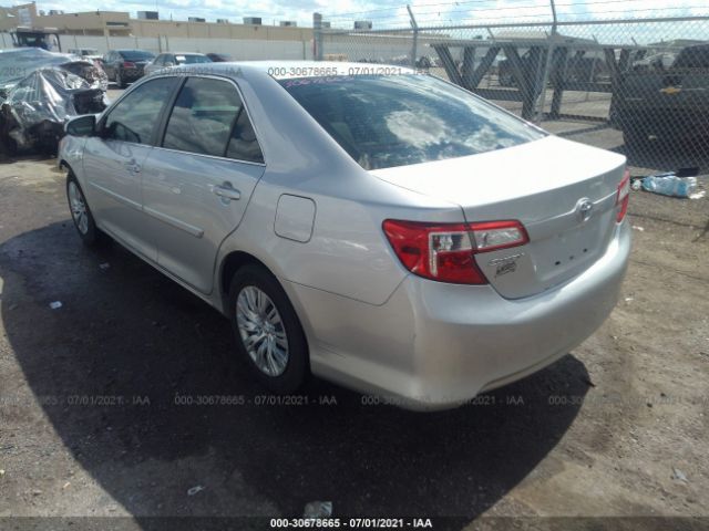 Photo 2 VIN: 4T1BF1FK2DU649816 - TOYOTA CAMRY 