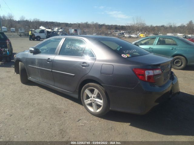 Photo 2 VIN: 4T1BF1FK2DU651498 - TOYOTA CAMRY 