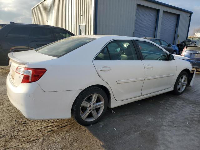 Photo 2 VIN: 4T1BF1FK2DU693234 - TOYOTA CAMRY L 