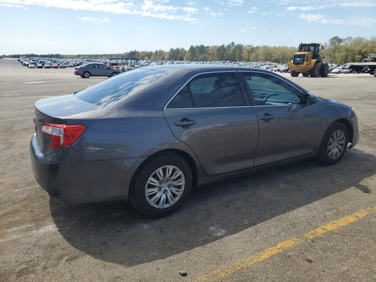 Photo 2 VIN: 4T1BF1FK2DU707231 - TOYOTA CAMRY 