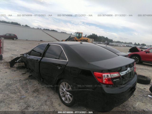 Photo 2 VIN: 4T1BF1FK2DU720450 - TOYOTA CAMRY 