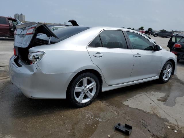 Photo 2 VIN: 4T1BF1FK2EU321085 - TOYOTA CAMRY 