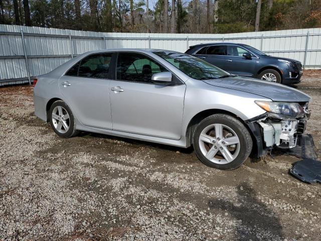 Photo 3 VIN: 4T1BF1FK2EU335763 - TOYOTA CAMRY L 