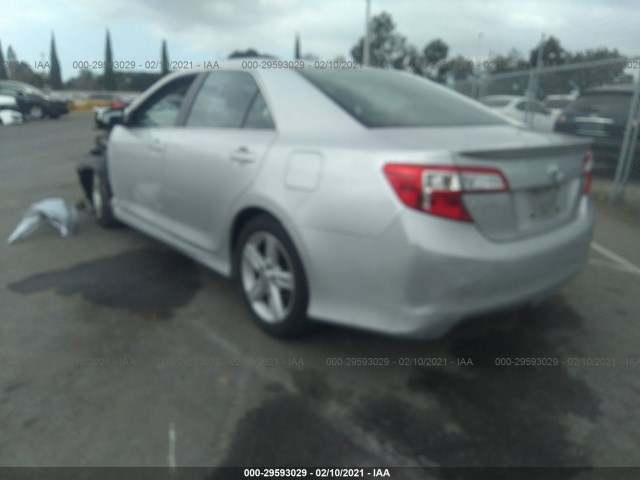 Photo 2 VIN: 4T1BF1FK2EU350019 - TOYOTA CAMRY 