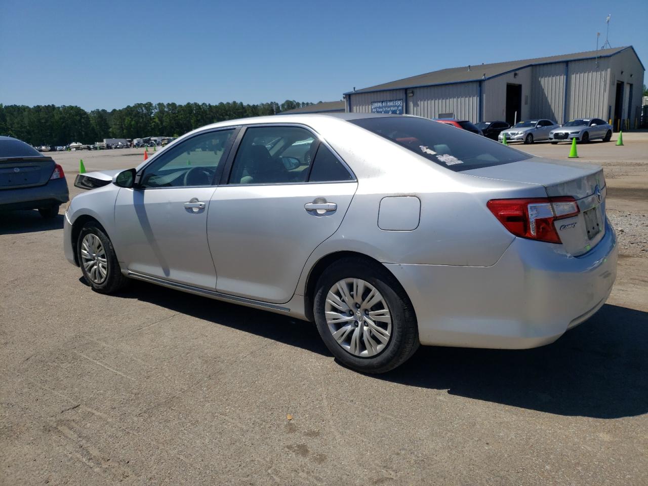 Photo 1 VIN: 4T1BF1FK2EU359061 - TOYOTA CAMRY 