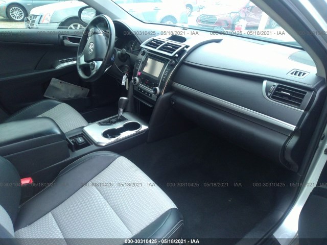 Photo 4 VIN: 4T1BF1FK2EU362400 - TOYOTA CAMRY 