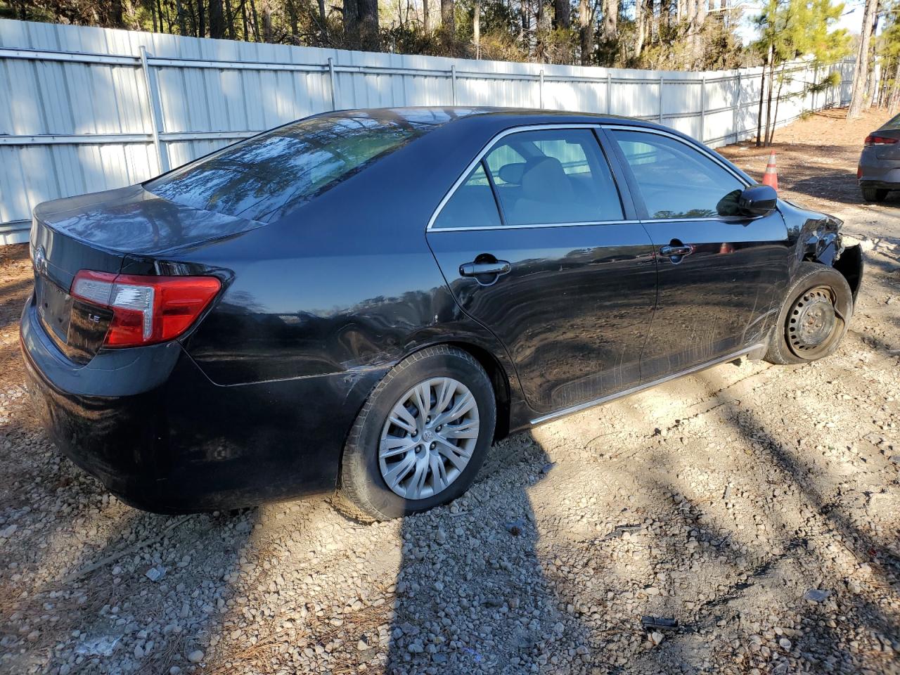 Photo 2 VIN: 4T1BF1FK2EU387457 - TOYOTA CAMRY 