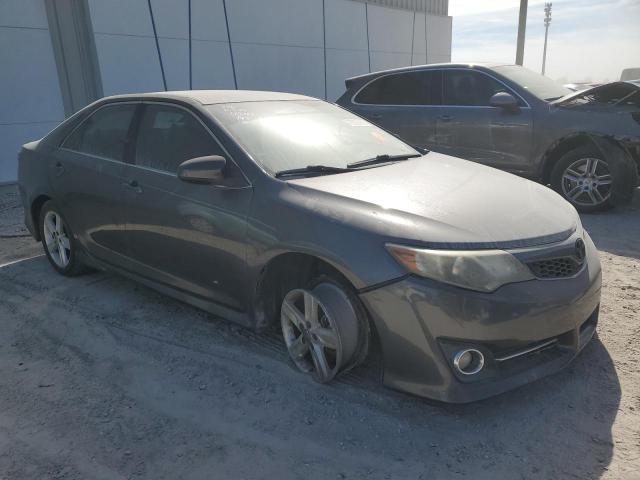 Photo 3 VIN: 4T1BF1FK2EU388155 - TOYOTA CAMRY 