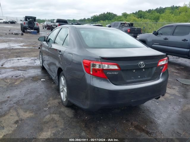 Photo 2 VIN: 4T1BF1FK2EU388897 - TOYOTA CAMRY 