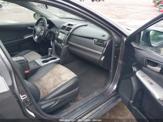 Photo 4 VIN: 4T1BF1FK2EU388897 - TOYOTA CAMRY 