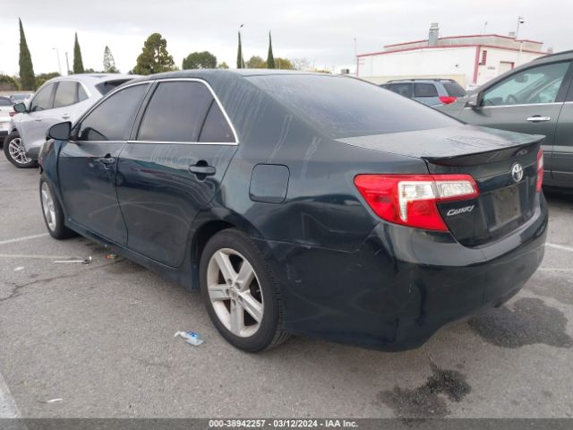 Photo 2 VIN: 4T1BF1FK2EU392397 - TOYOTA CAMRY 