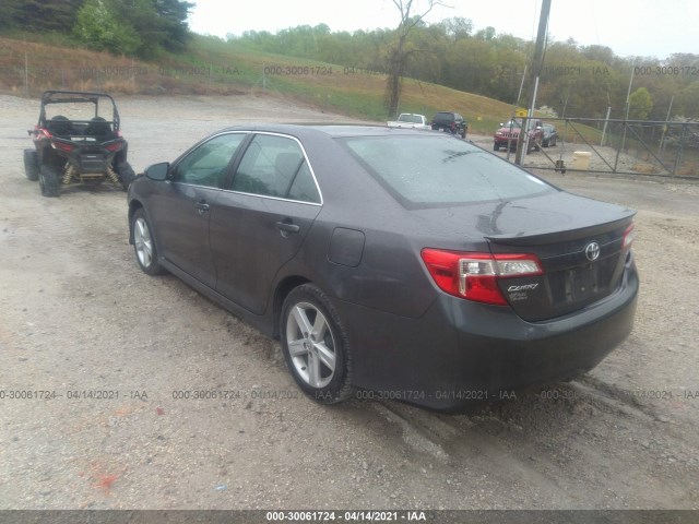 Photo 2 VIN: 4T1BF1FK2EU392657 - TOYOTA CAMRY 