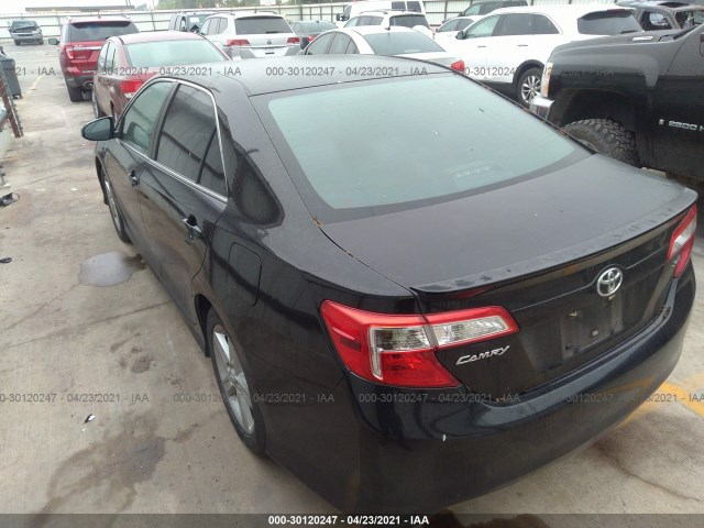 Photo 2 VIN: 4T1BF1FK2EU400529 - TOYOTA CAMRY 