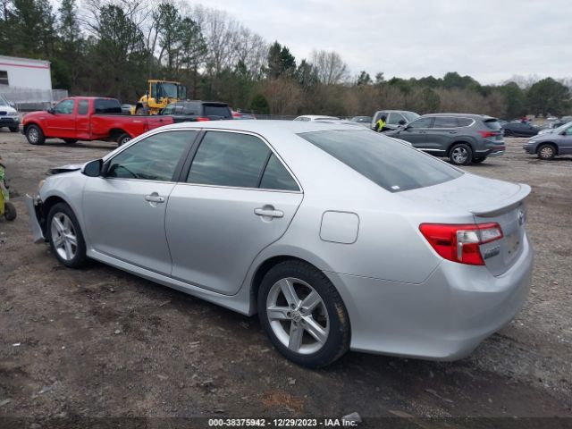 Photo 2 VIN: 4T1BF1FK2EU410039 - TOYOTA CAMRY 