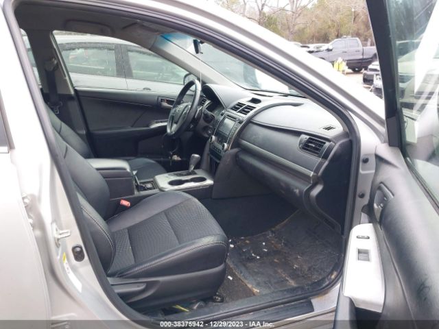 Photo 4 VIN: 4T1BF1FK2EU410039 - TOYOTA CAMRY 