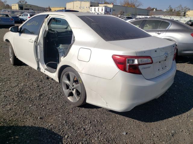 Photo 2 VIN: 4T1BF1FK2EU410851 - TOYOTA CAMRY L 