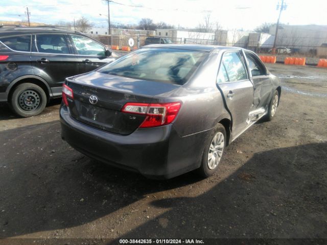 Photo 3 VIN: 4T1BF1FK2EU413460 - TOYOTA CAMRY 