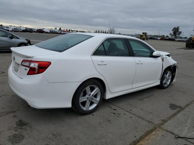 Photo 2 VIN: 4T1BF1FK2EU416312 - TOYOTA CAMRY 