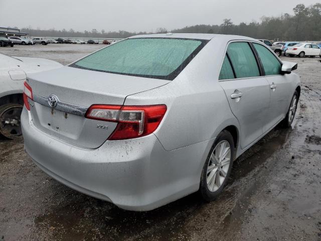 Photo 2 VIN: 4T1BF1FK2EU730915 - TOYOTA CAMRY L 