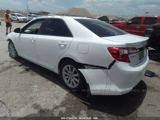 Photo 2 VIN: 4T1BF1FK2EU745429 - TOYOTA CAMRY 