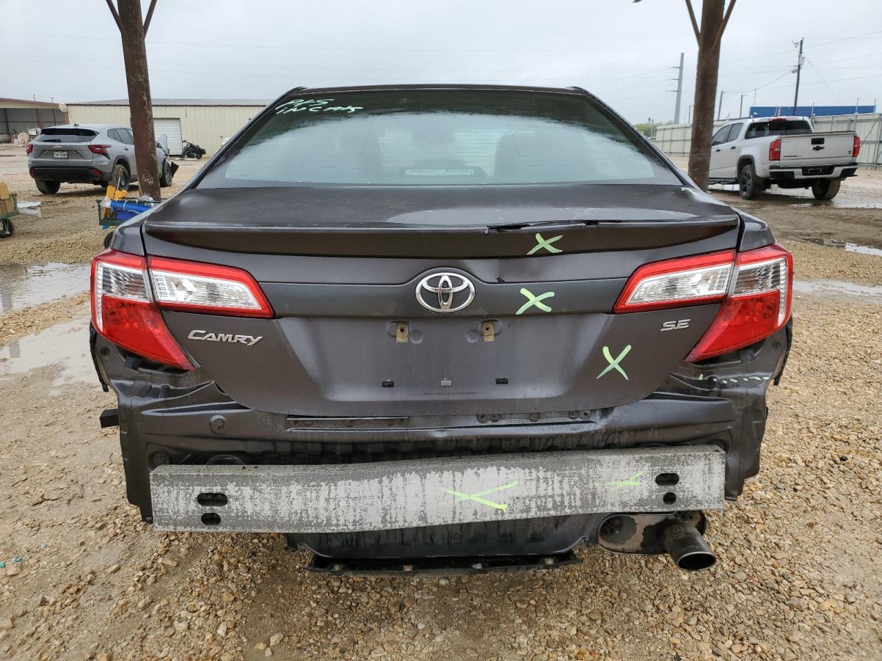 Photo 5 VIN: 4T1BF1FK2EU748704 - TOYOTA CAMRY 