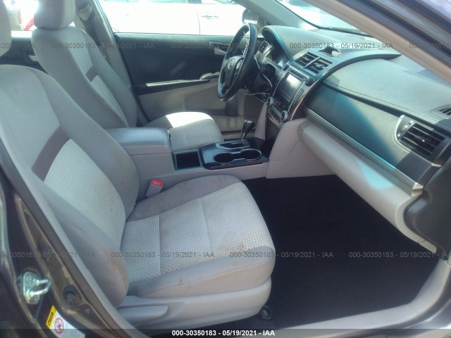 Photo 4 VIN: 4T1BF1FK2EU767818 - TOYOTA CAMRY 