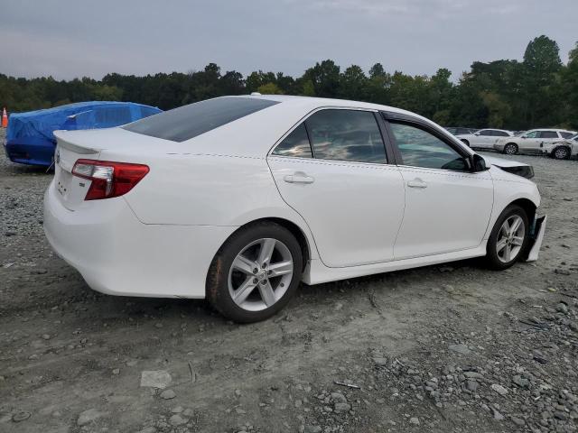 Photo 2 VIN: 4T1BF1FK2EU773120 - TOYOTA CAMRY L 