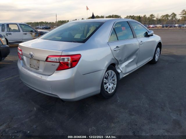 Photo 3 VIN: 4T1BF1FK2EU787888 - TOYOTA CAMRY 