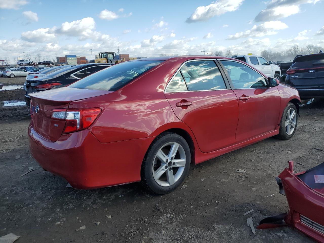 Photo 2 VIN: 4T1BF1FK2EU803913 - TOYOTA CAMRY 