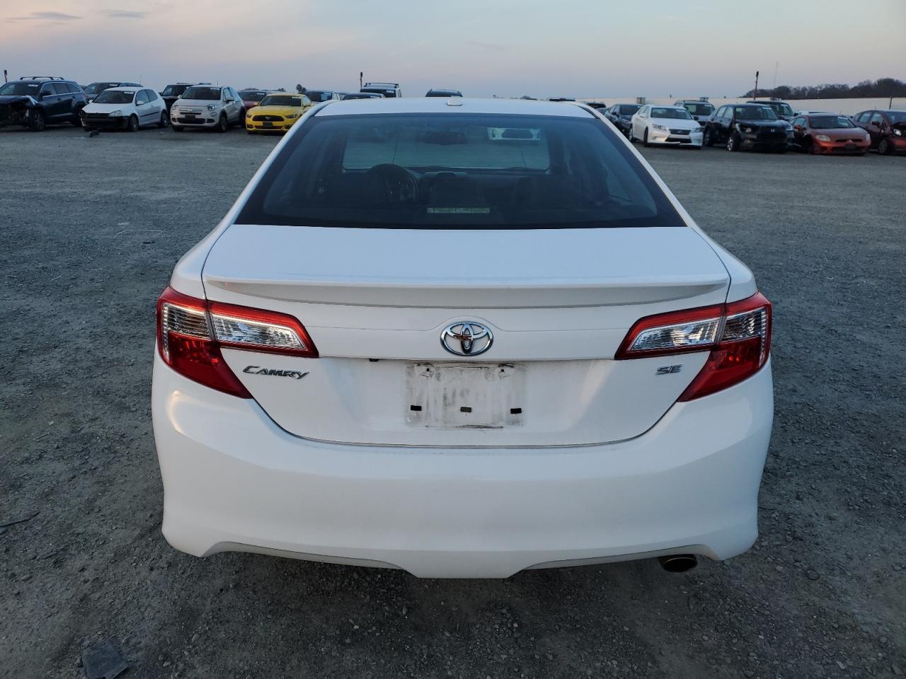 Photo 5 VIN: 4T1BF1FK2EU811770 - TOYOTA CAMRY 