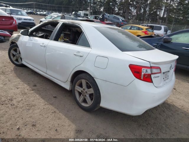 Photo 2 VIN: 4T1BF1FK2EU813535 - TOYOTA CAMRY 