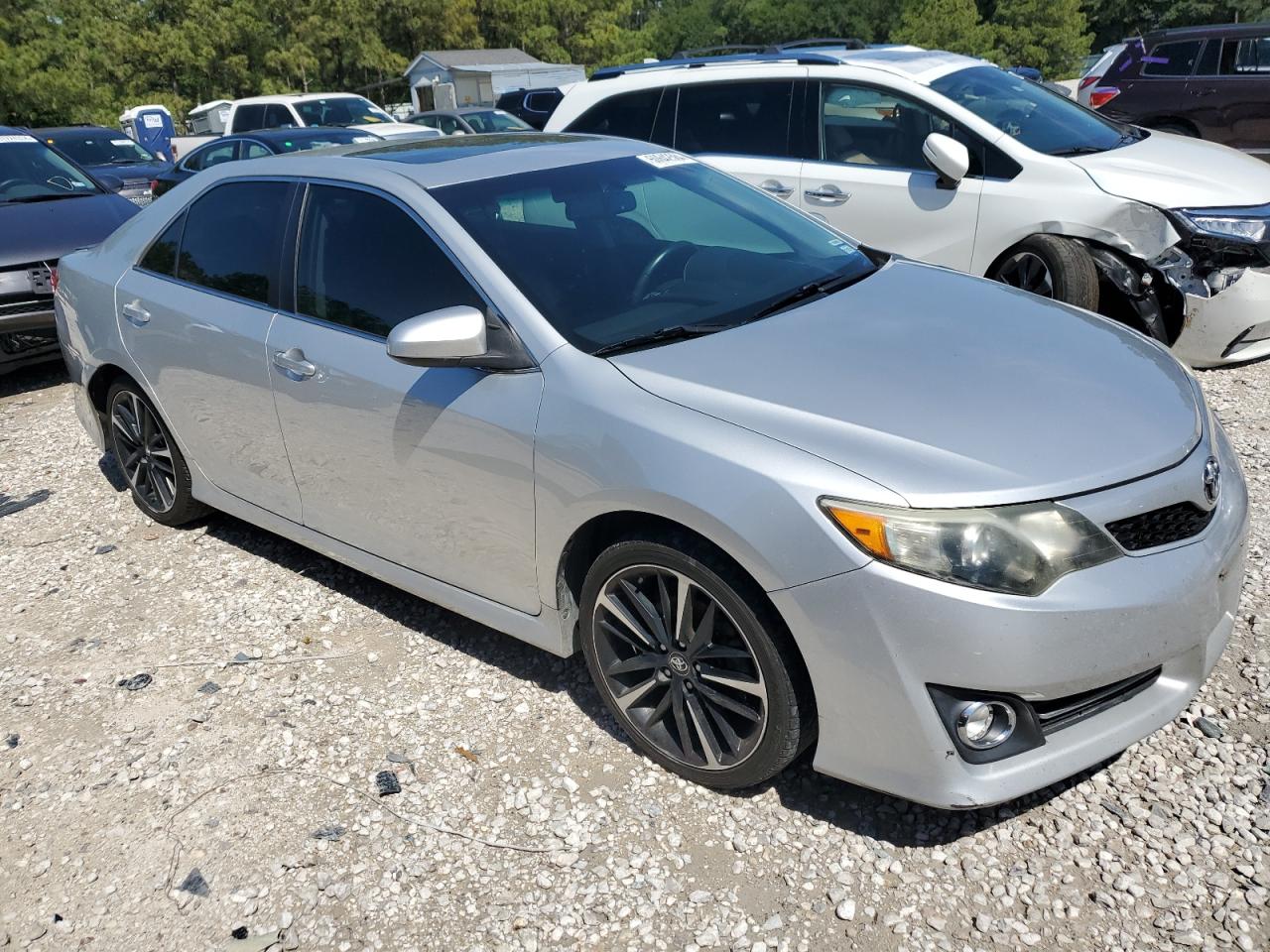 Photo 3 VIN: 4T1BF1FK2EU832117 - TOYOTA CAMRY 