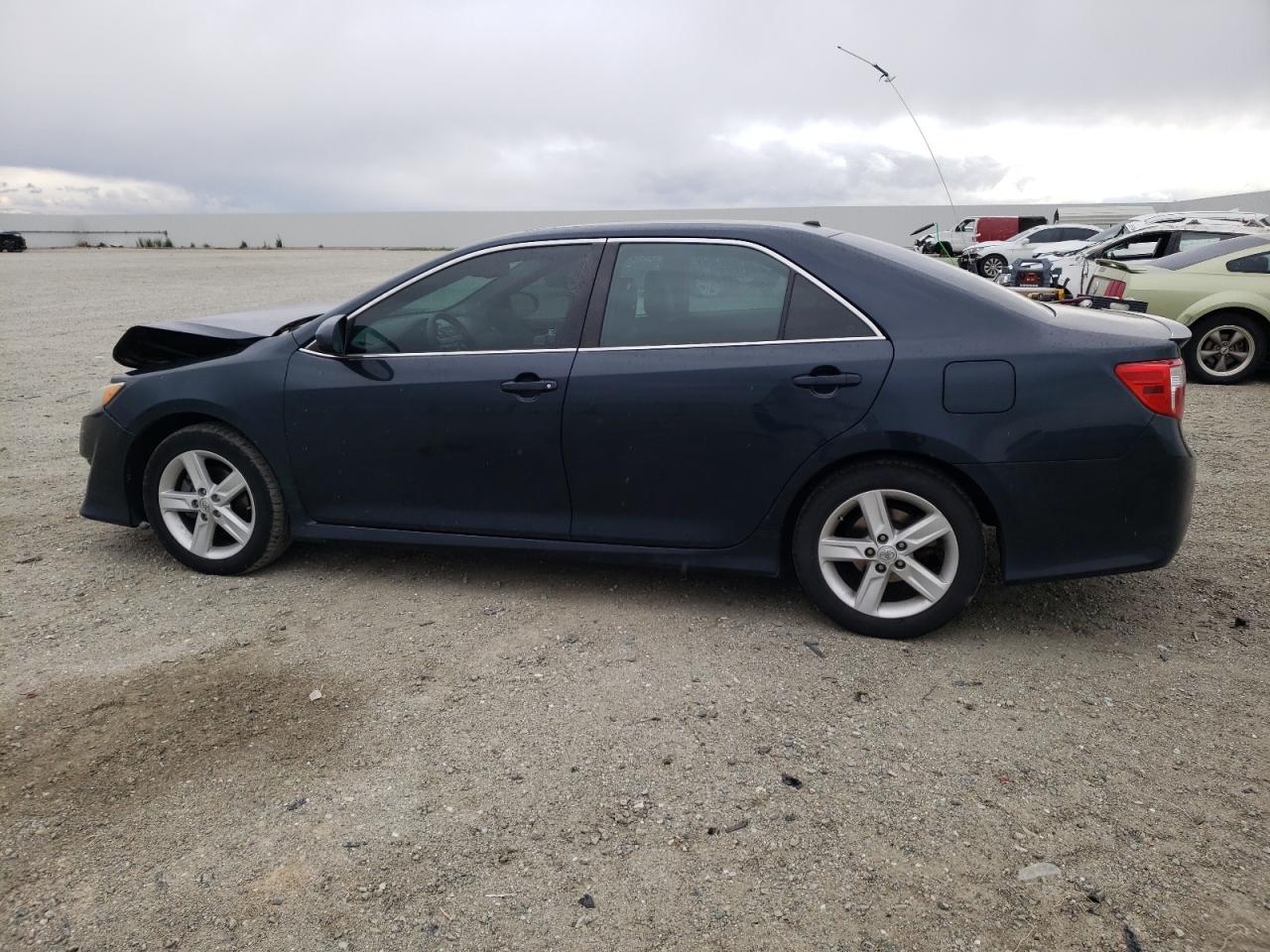 Photo 1 VIN: 4T1BF1FK2EU845126 - TOYOTA CAMRY 