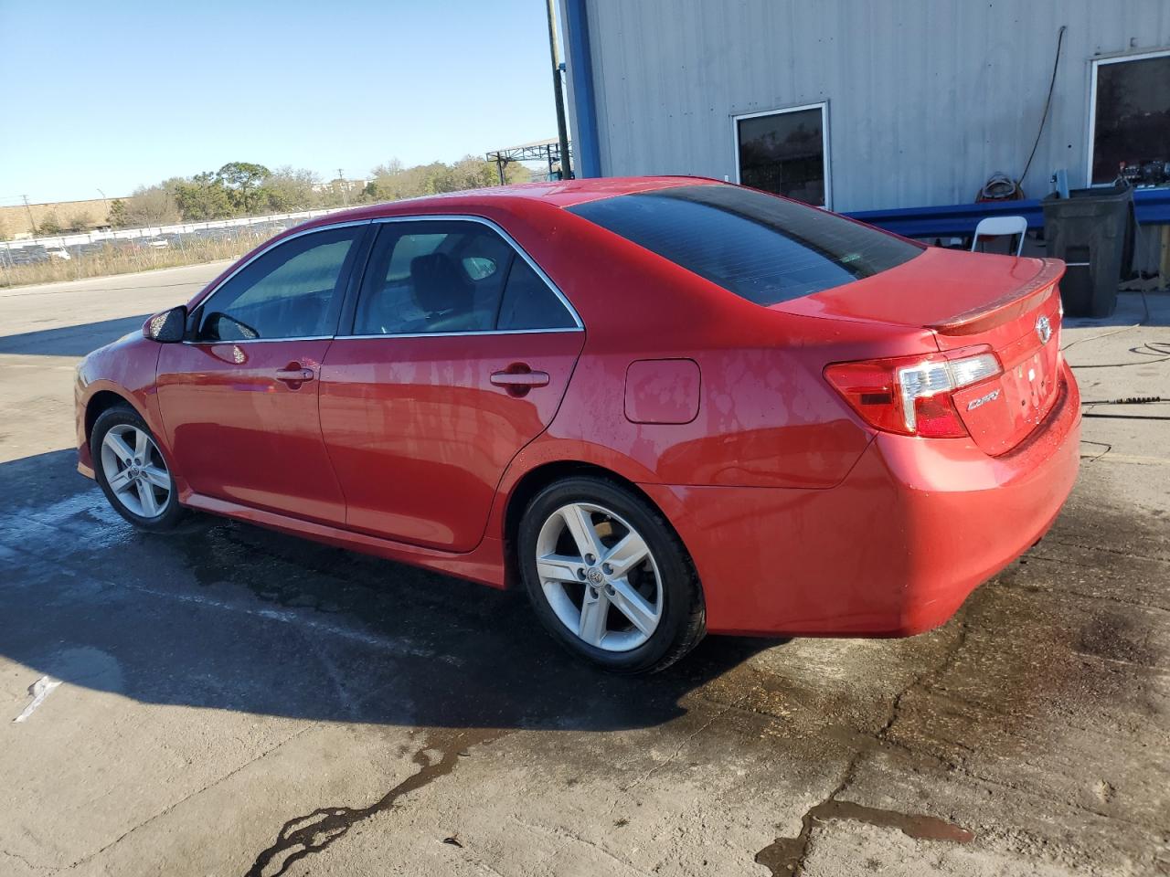 Photo 1 VIN: 4T1BF1FK2EU852383 - TOYOTA CAMRY 