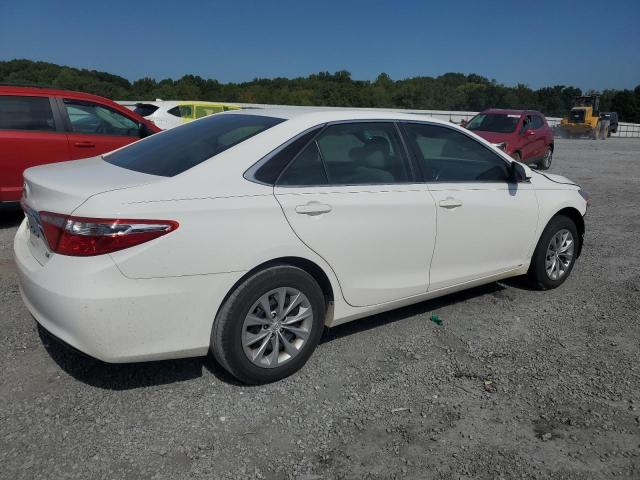 Photo 2 VIN: 4T1BF1FK2FU002805 - TOYOTA CAMRY LE 