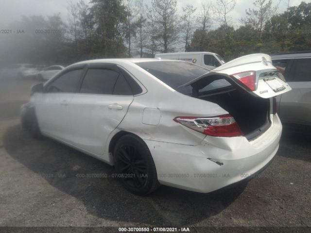 Photo 2 VIN: 4T1BF1FK2FU029227 - TOYOTA CAMRY 