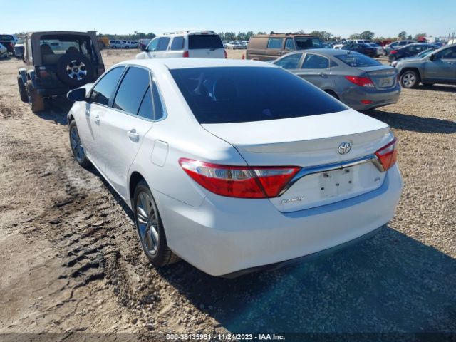 Photo 2 VIN: 4T1BF1FK2FU040843 - TOYOTA CAMRY 