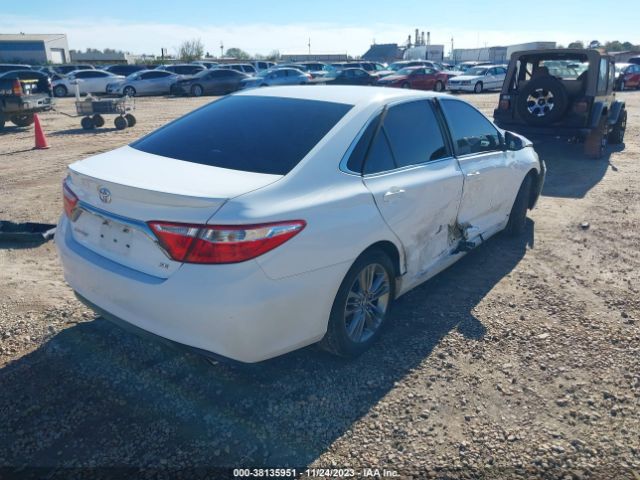 Photo 3 VIN: 4T1BF1FK2FU040843 - TOYOTA CAMRY 