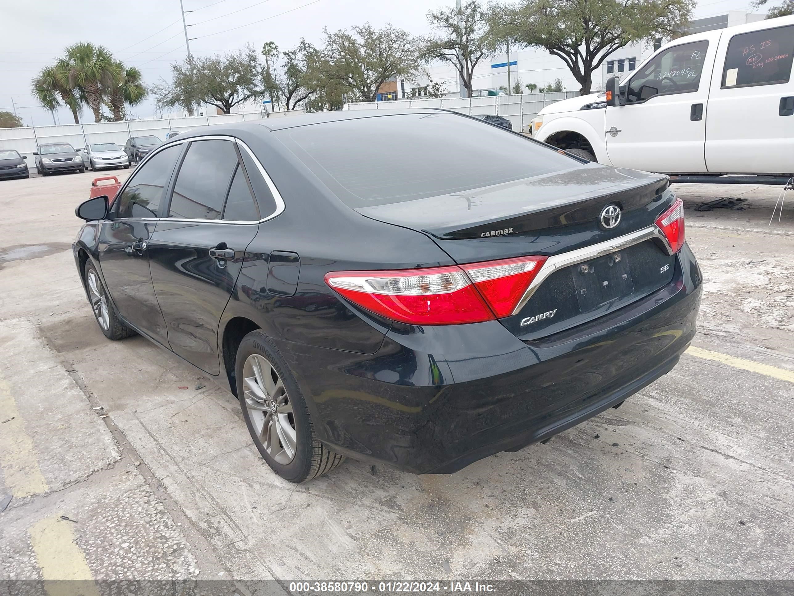 Photo 2 VIN: 4T1BF1FK2FU050398 - TOYOTA CAMRY 