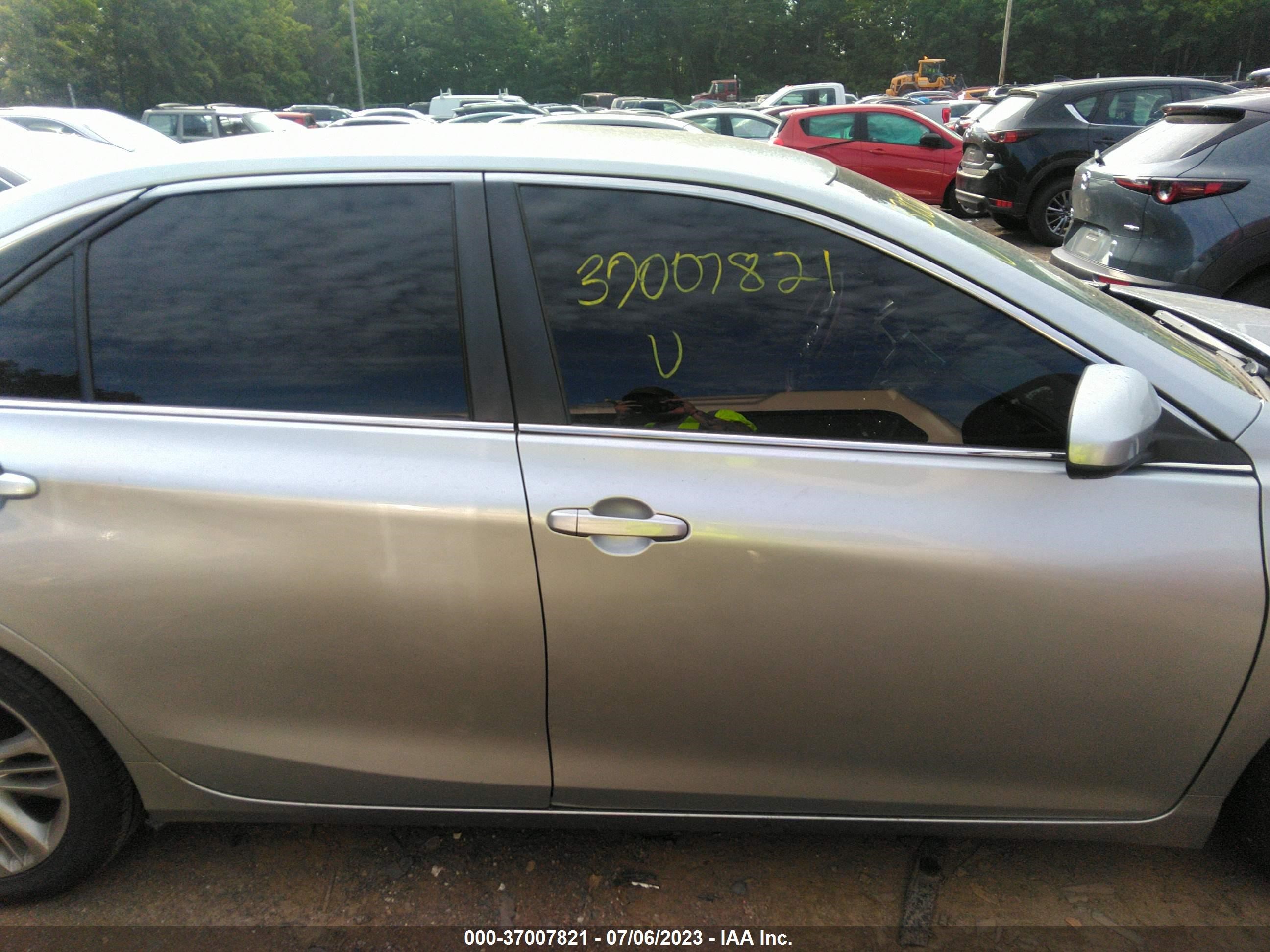 Photo 12 VIN: 4T1BF1FK2FU054726 - TOYOTA CAMRY 