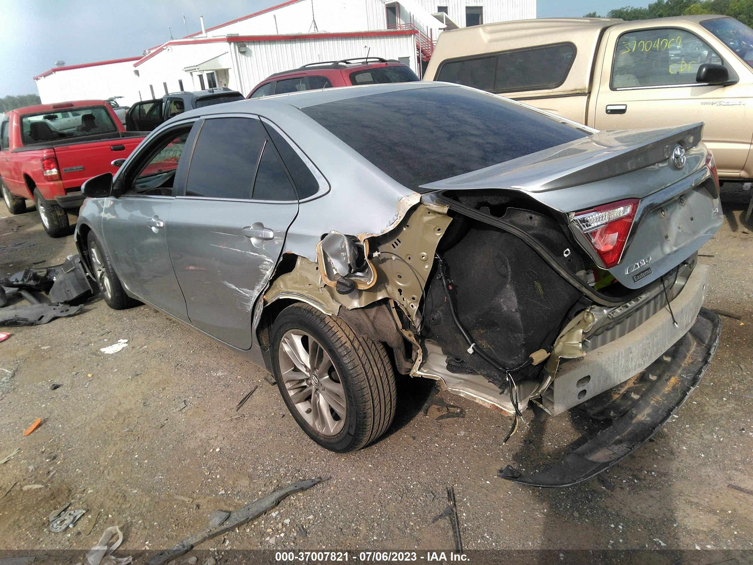 Photo 2 VIN: 4T1BF1FK2FU054726 - TOYOTA CAMRY 