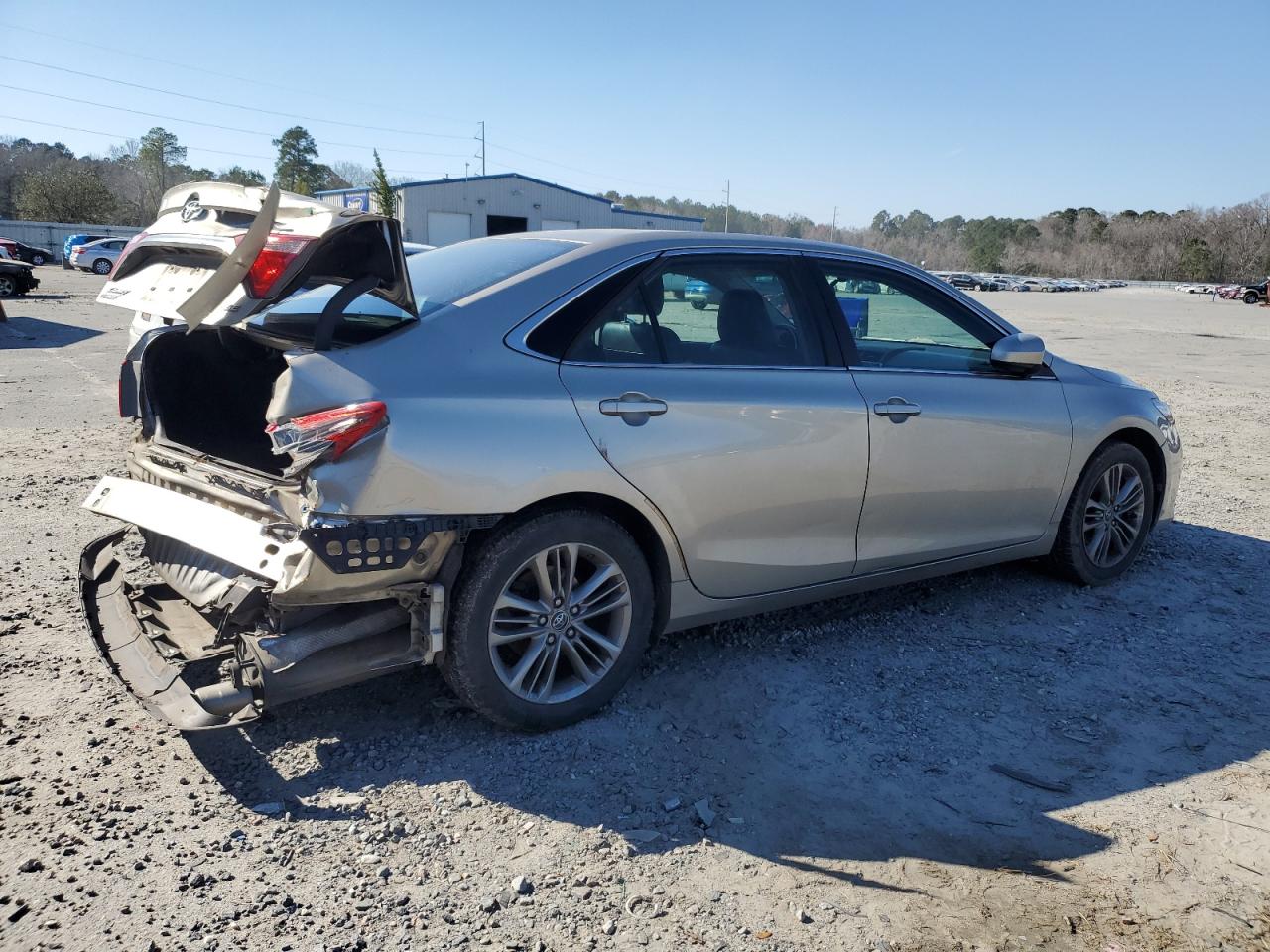 Photo 2 VIN: 4T1BF1FK2FU056119 - TOYOTA CAMRY 