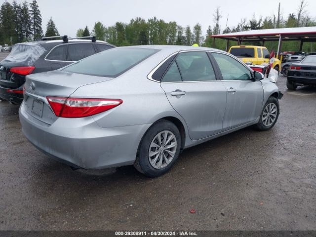 Photo 3 VIN: 4T1BF1FK2FU065712 - TOYOTA CAMRY 